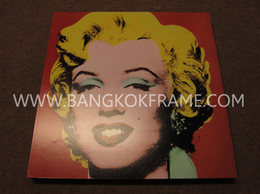 กรอบลอยมารีลีนมอลโร